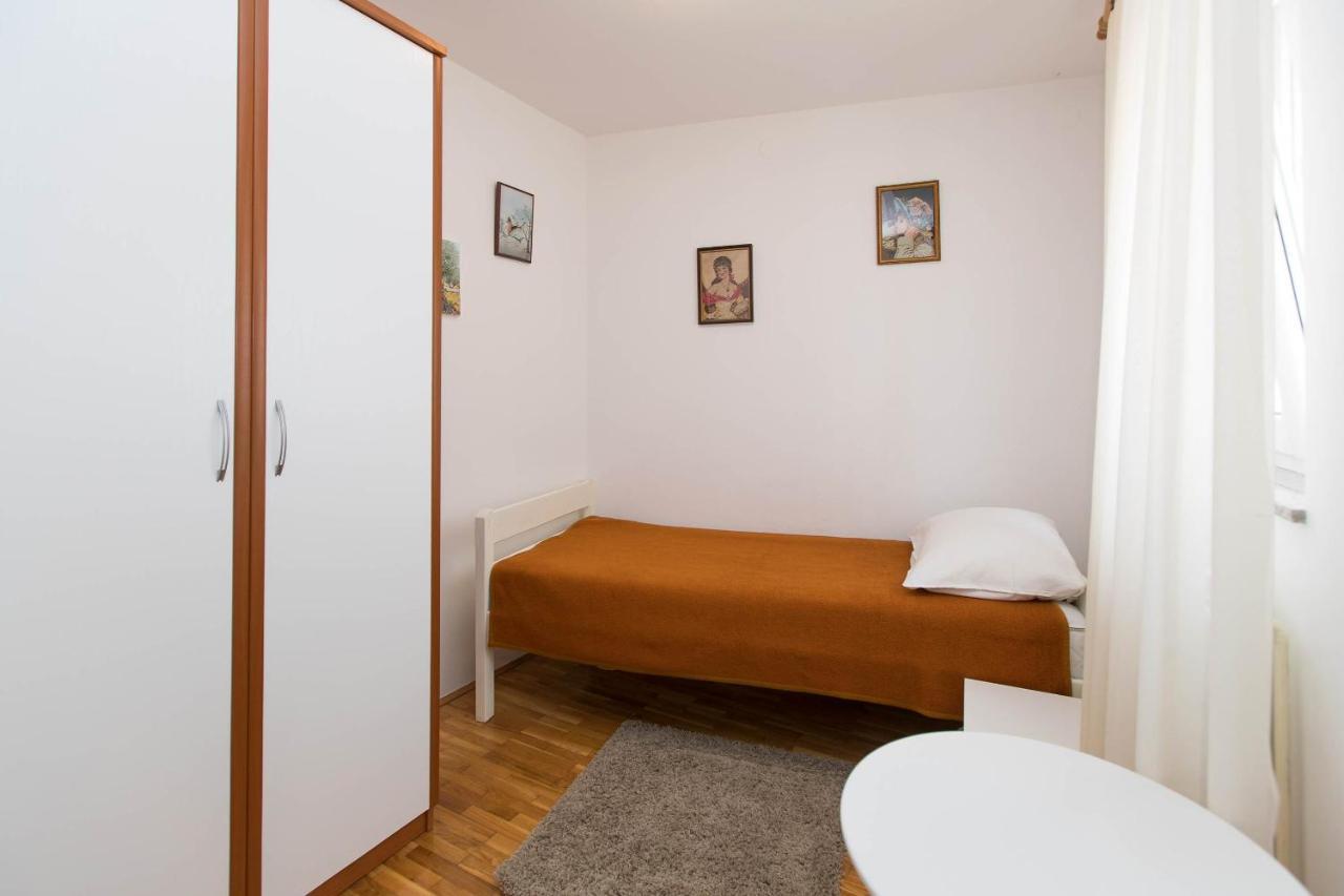 Apartmani Vera Crikvenica Luaran gambar