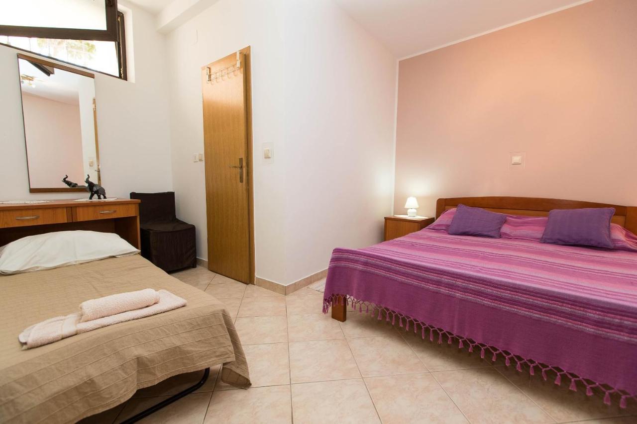 Apartmani Vera Crikvenica Luaran gambar